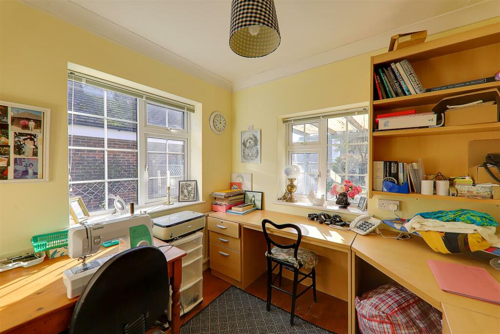 Additional property image - Wallace Avenue, Worthing