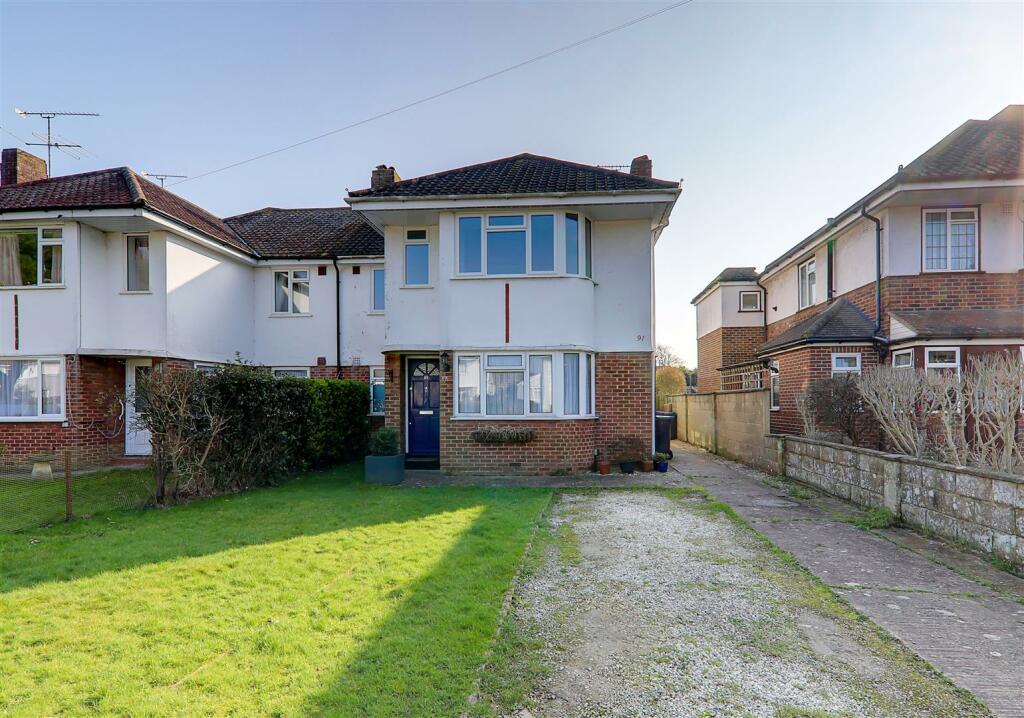 2 bedroom flat for sale in Ardingly Drive, Goring-By-Sea, Worthing, BN12