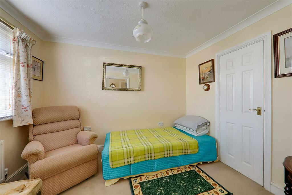 Additional property image - South Avenue, Goring-By-Sea, Worthing