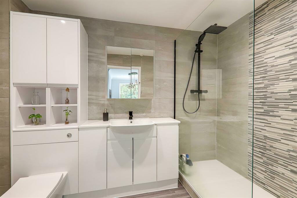 Additional property image - Durrington Hill, Worthing