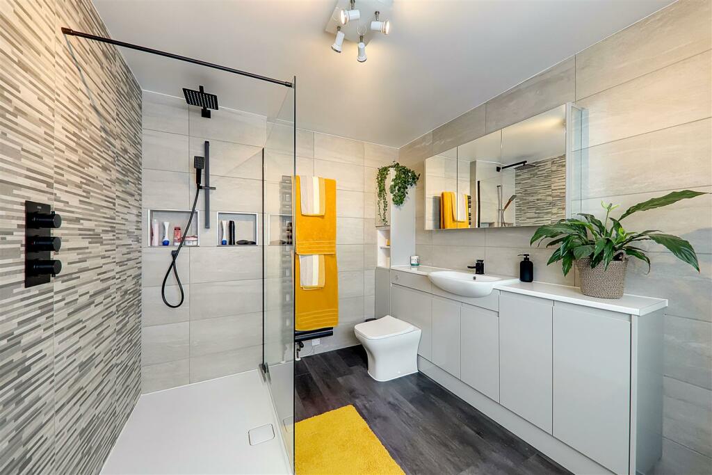 Additional property image - Durrington Hill, Worthing