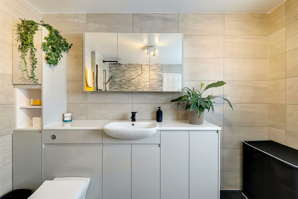 Additional property image - Durrington Hill, Worthing