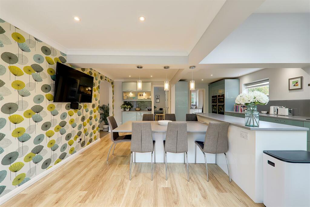 Additional property image - Durrington Hill, Worthing