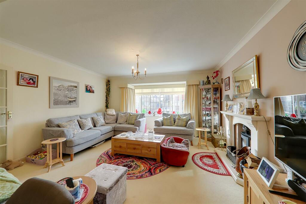 Additional property image - Fairview Avenue, Goring-by-sea, Worthing