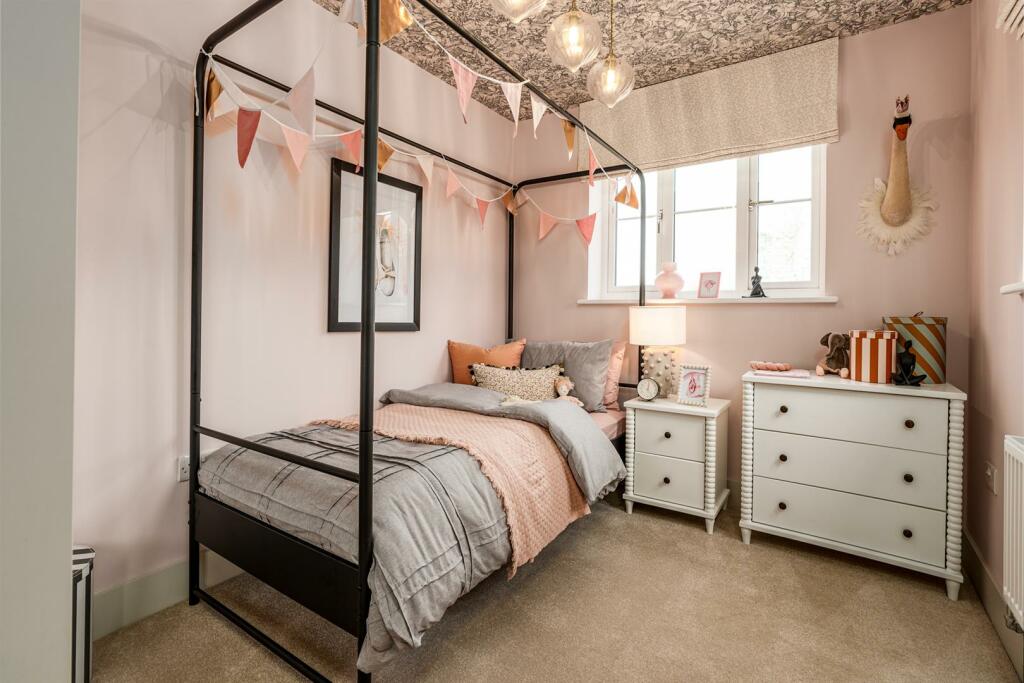Additional property image - Meadow Gate, Angmering