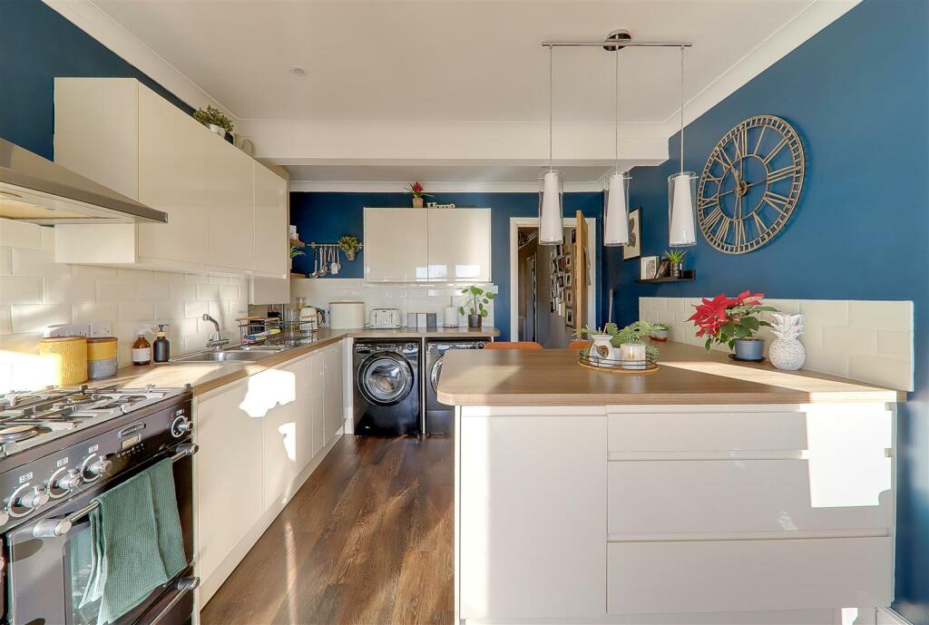 Additional property image - Abbey Road, Sompting, Lancing