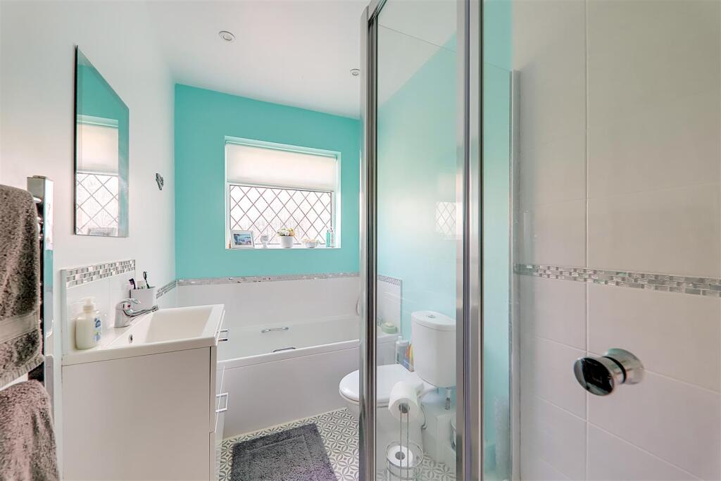 Additional property image - Alinora Crescent, Goring-By-Sea, Worthing