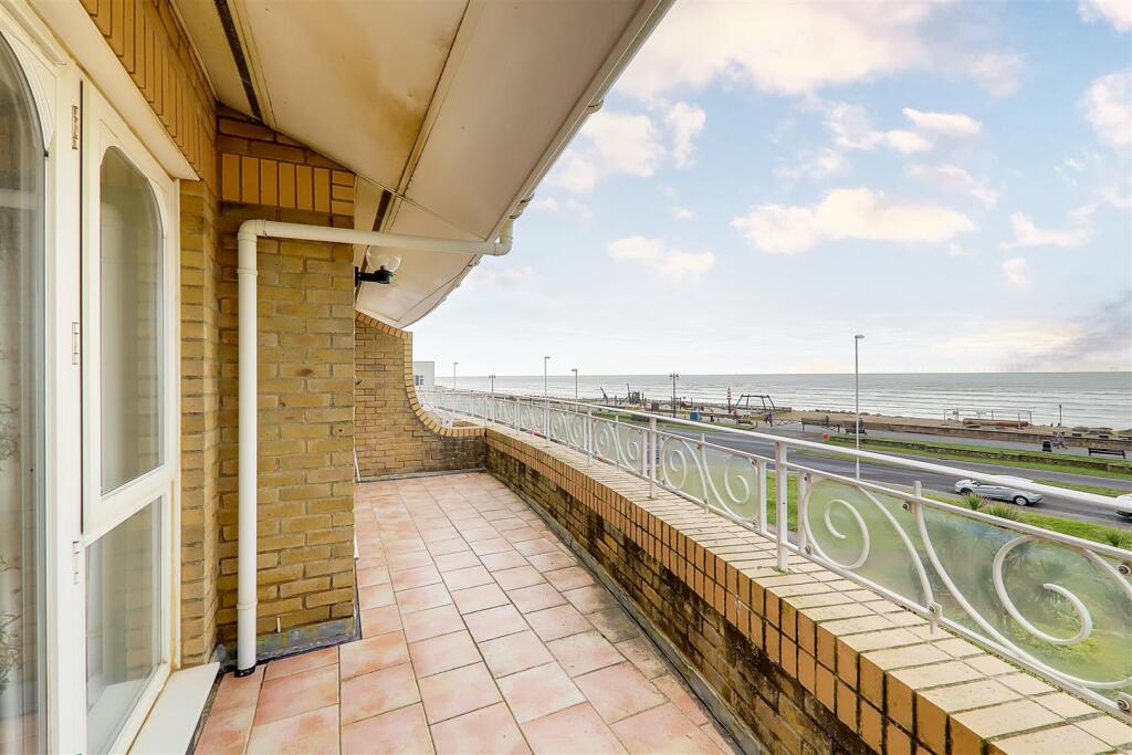 Additional property image - Roberts Marine Mansions, West Parade, Worthing