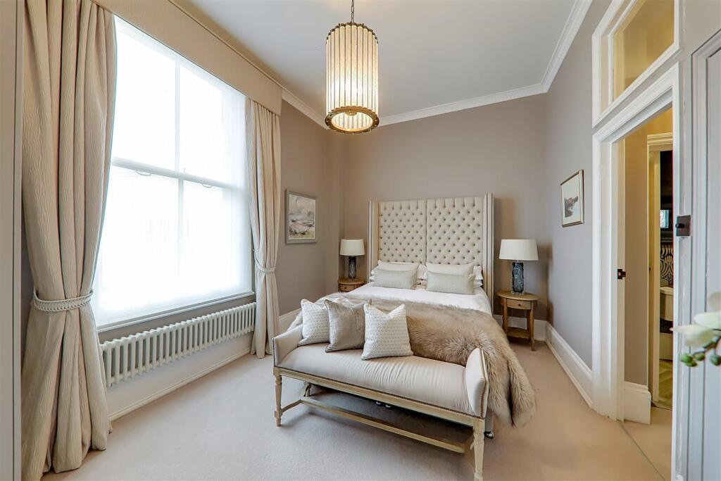 Additional property image - Heene Terrace, Worthing