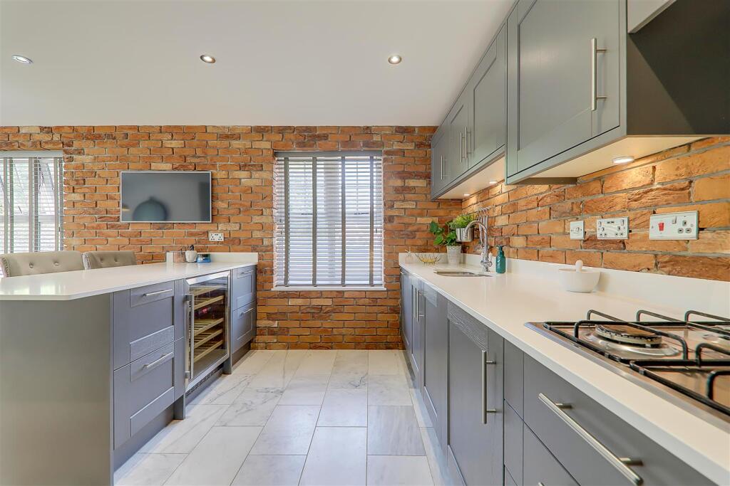 Additional image 5 of Gladiolus Grove, Worthing