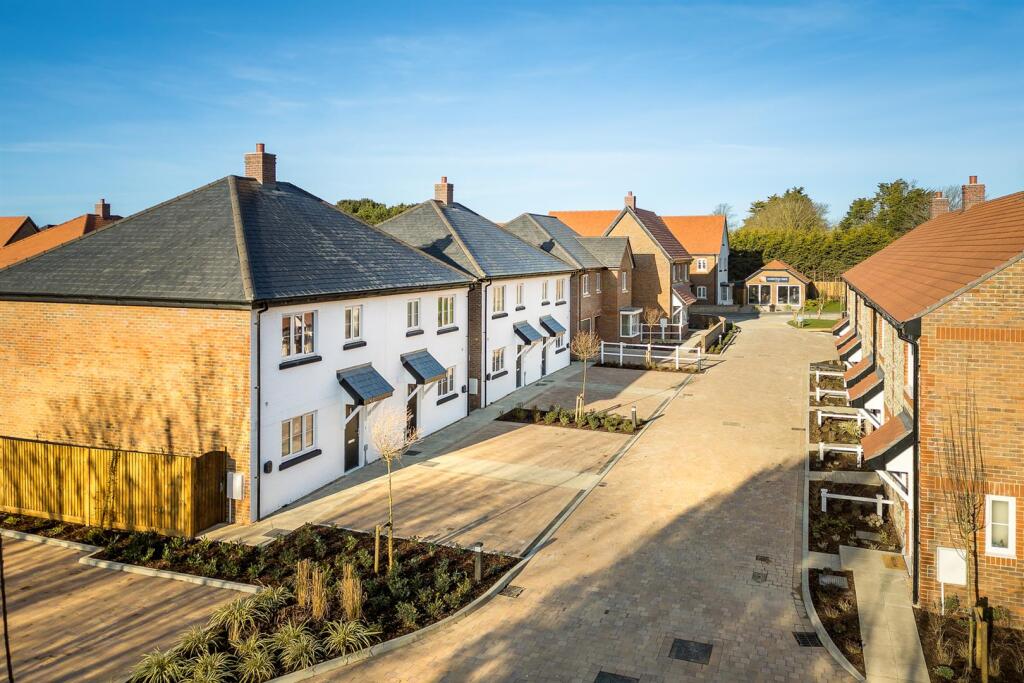 3 bedroom semi-detached house
