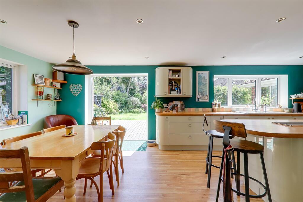 Additional image 5 of 9 Greyfriars Close, Worthing