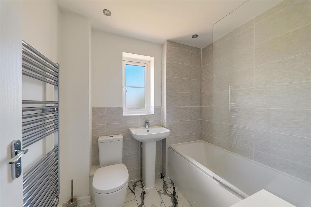 Additional image 11 of Windflower Chase, Durrington