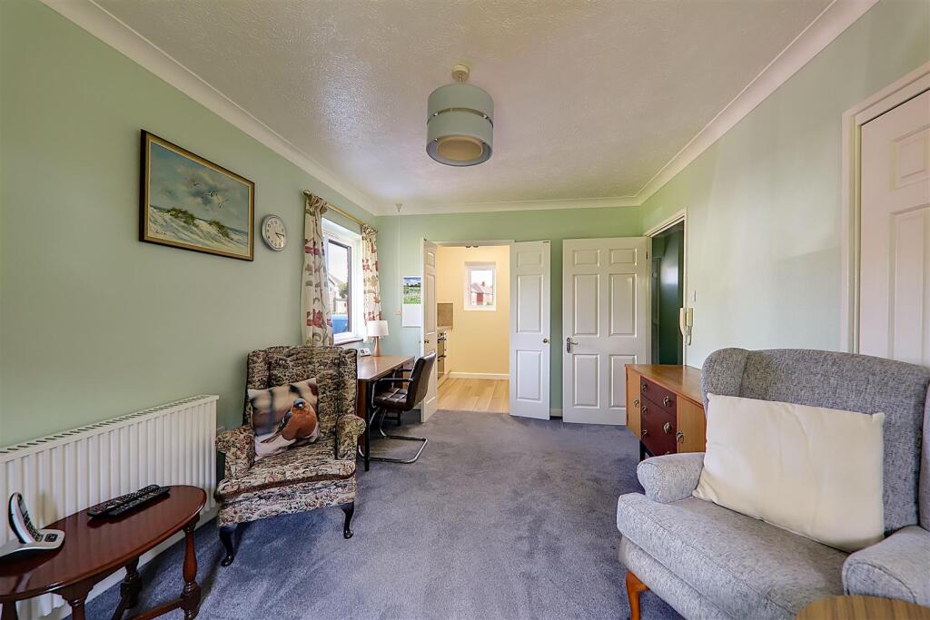 Additional image 8 of Oakland Court, Goring Street Goring-By-Sea, Worthing