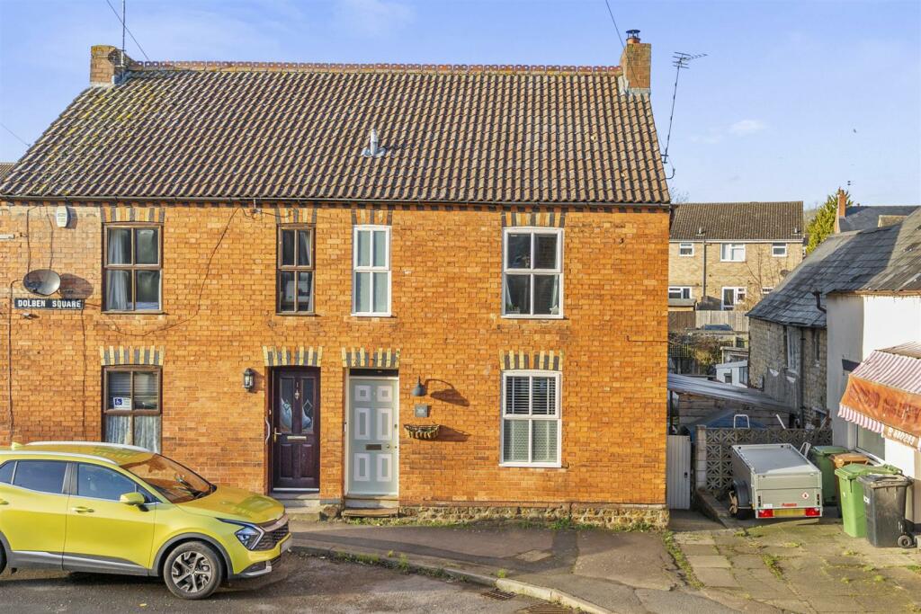 2 bedroom semidetached house for sale in Dolben Square, Finedon