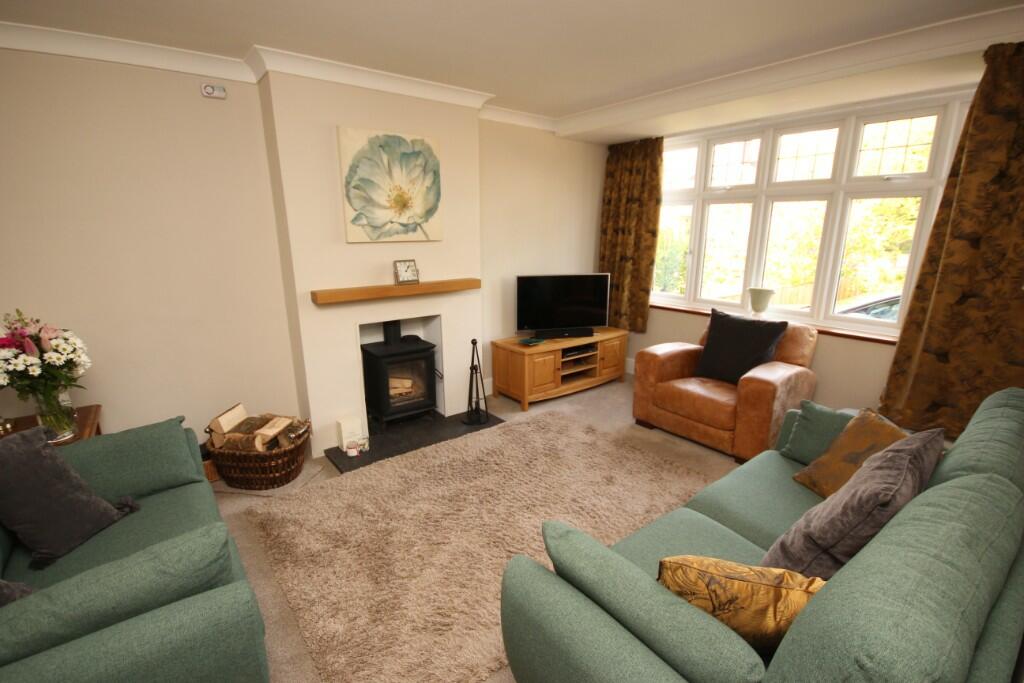 4 bedroom semidetached house for sale in Allington Way, Allington