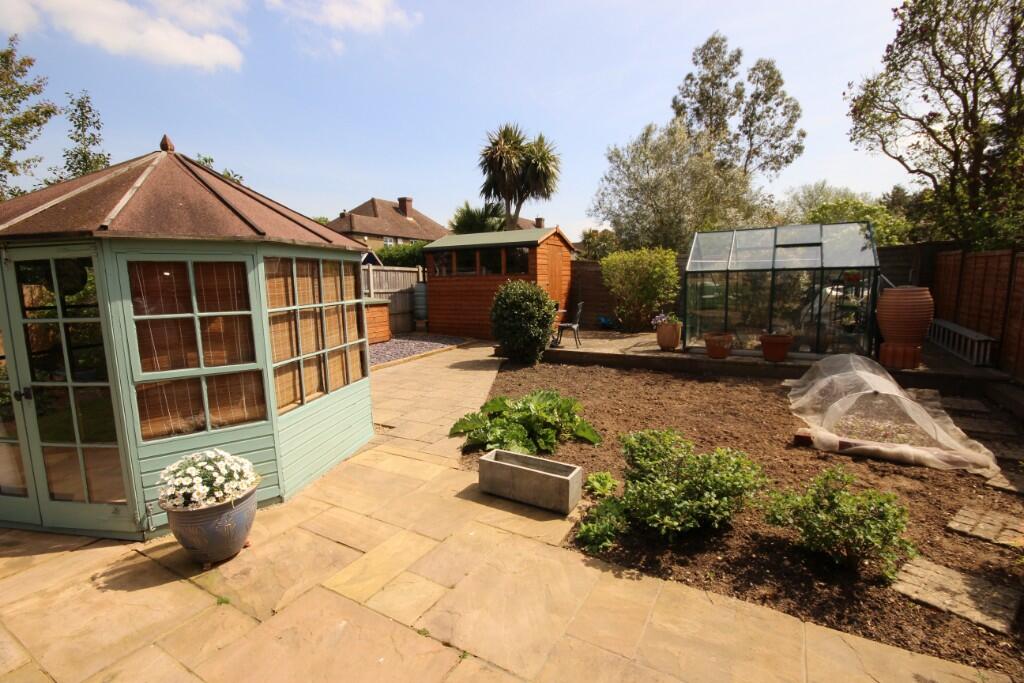 4 bedroom semidetached house for sale in Allington Way, Allington