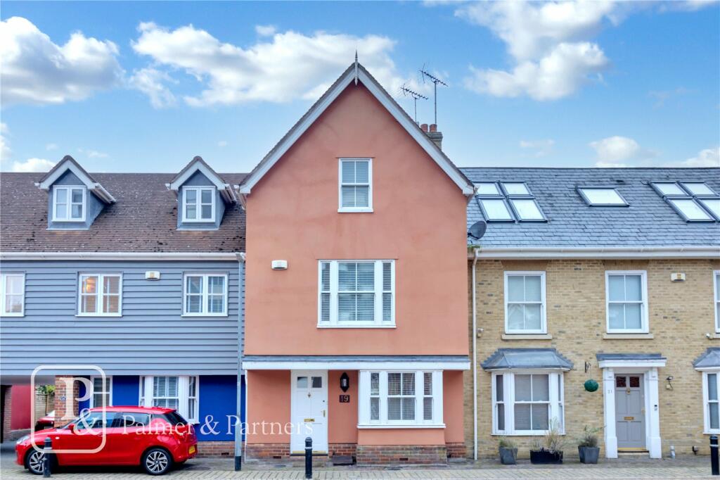 3 bedroom house for sale in Parkside Quarter, Colchester, Essex, CO1
