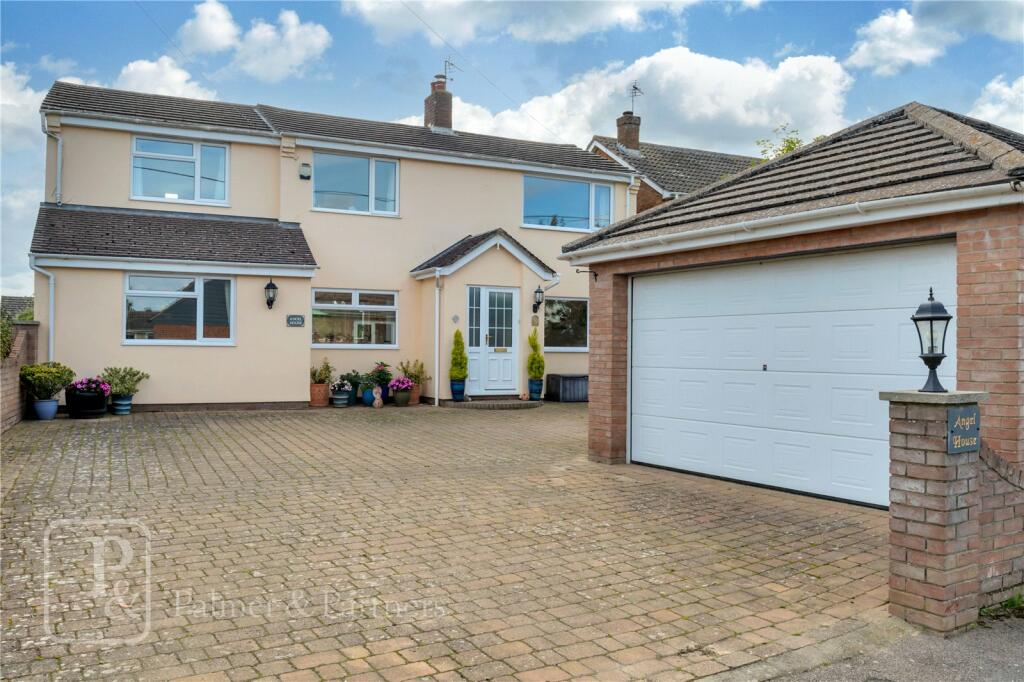 4 bedroom detached house for sale in Cage Lane, Boxted, Colchester