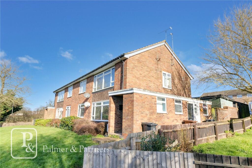 2 bedroom for sale in Clarkia Walk, Greenstead, Colchester