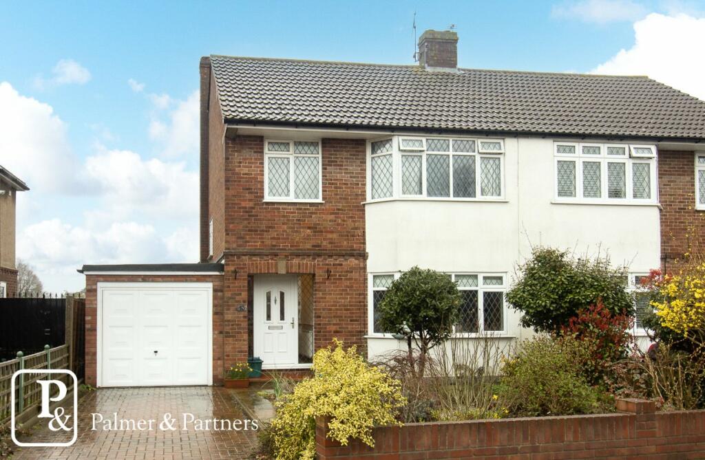 3 bedroom semidetached house for sale in Chaucer Way, Poets Corner