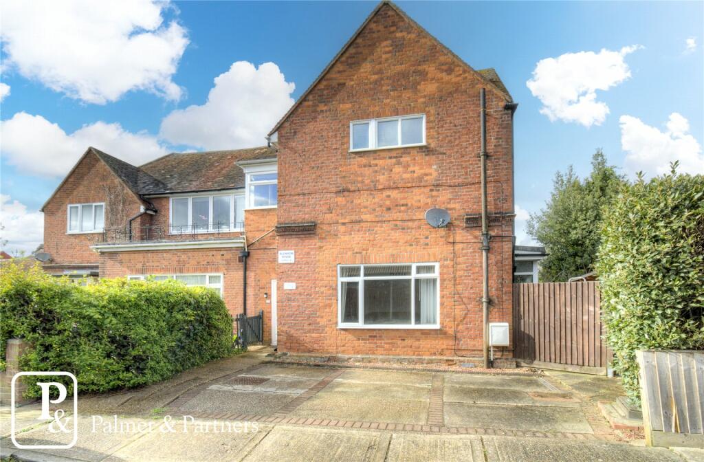 1 bedroom apartment for sale in Blenheim Drive, Colchester, Essex, CO2