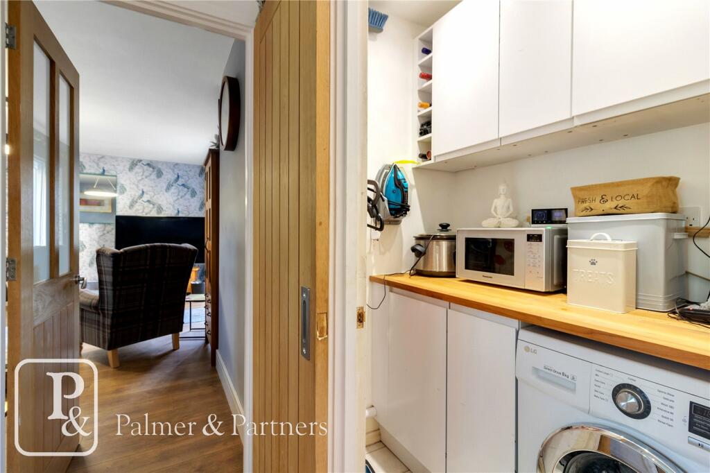 Additional property image - Broad Oaks Park, St Johns, Colchester, Essex, CO4