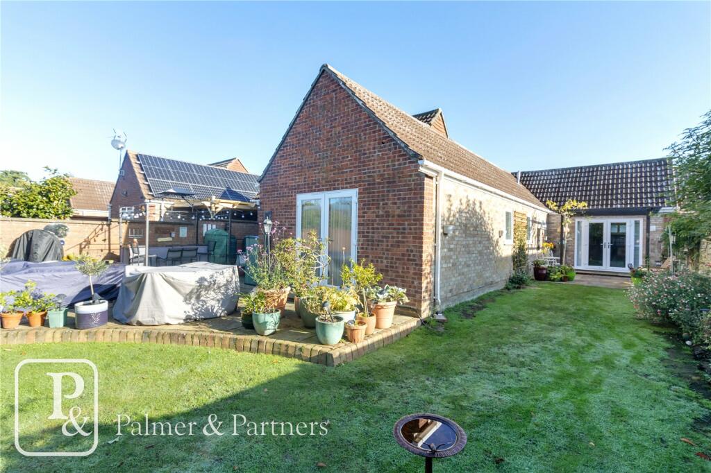 Additional property image - Broad Oaks Park, St Johns, Colchester, Essex, CO4
