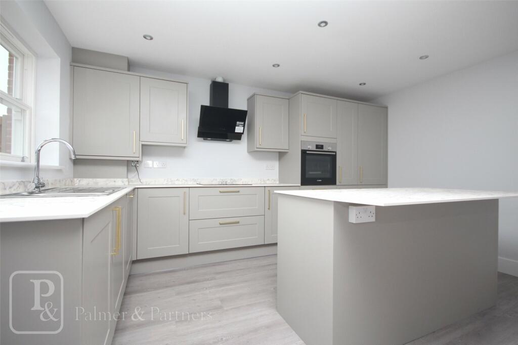Additional property image - Connaught Gardens, Connaught Gardens East, Clacton-On-Sea, Essex, CO15