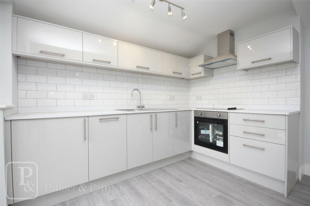 Additional property image - Connaught Gardens East, Clacton-On-Sea, Essex, CO15
