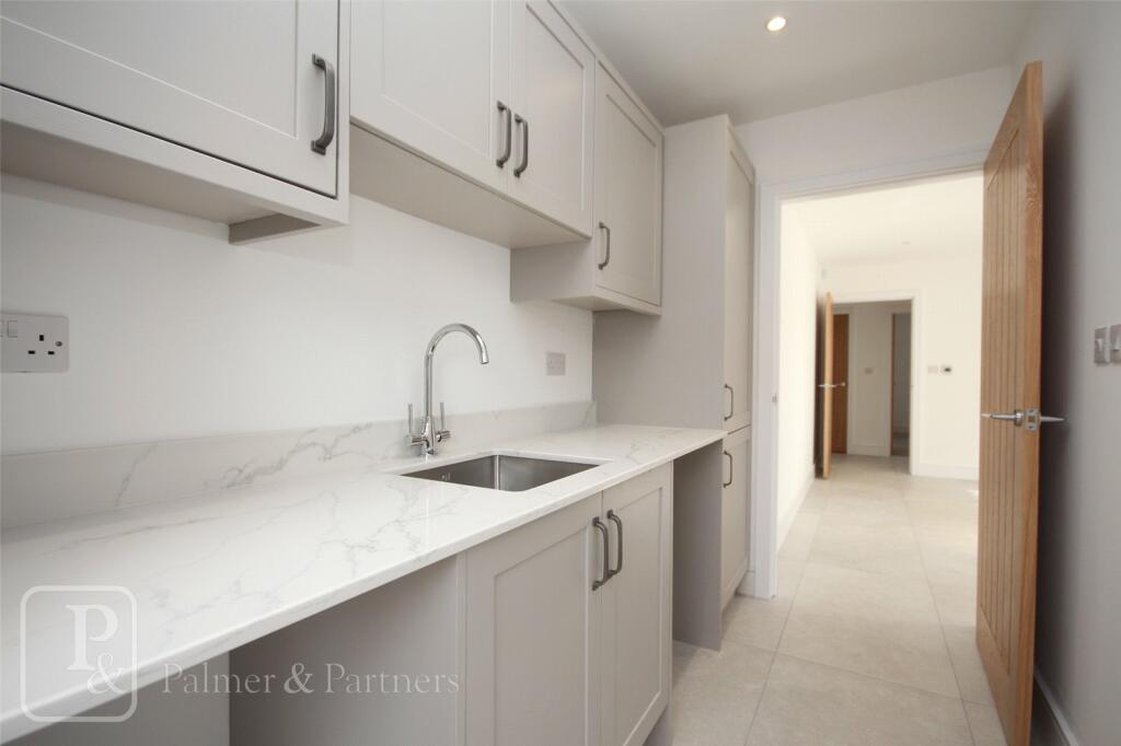 Additional property image - The Meadows, Betts Green Road, Little Clacton, Essex, CO16
