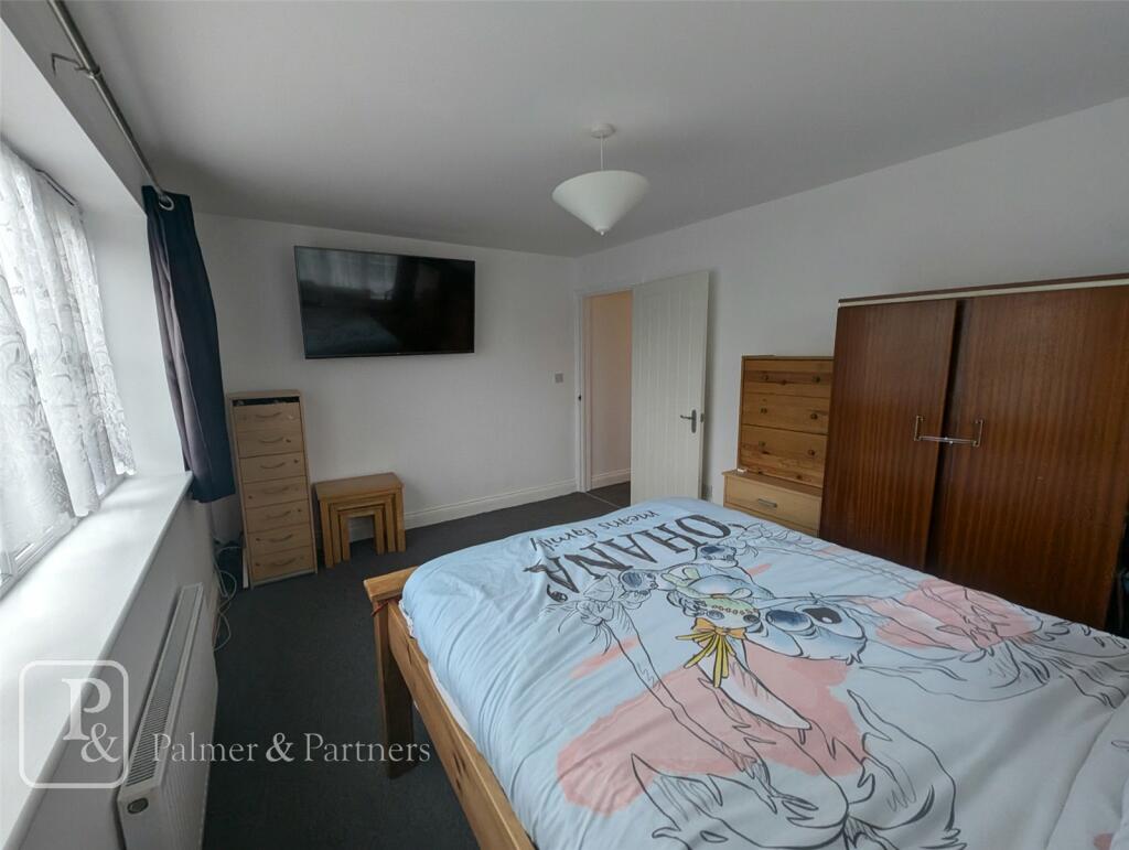 Additional property image - York Road, Clacton-on-Sea, Essex, CO15