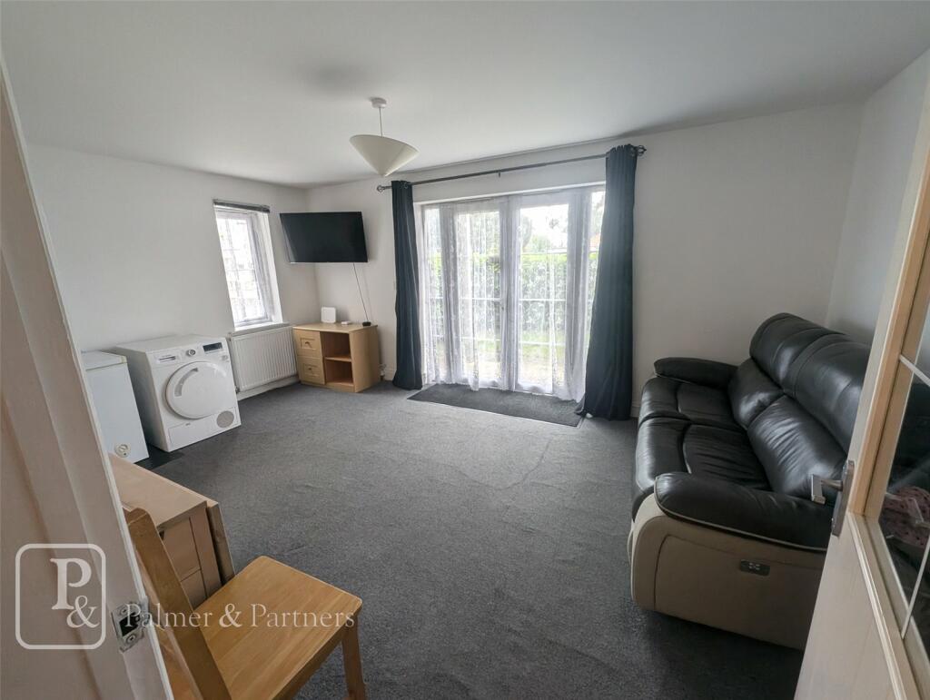 Additional property image - York Road, Clacton-on-Sea, Essex, CO15