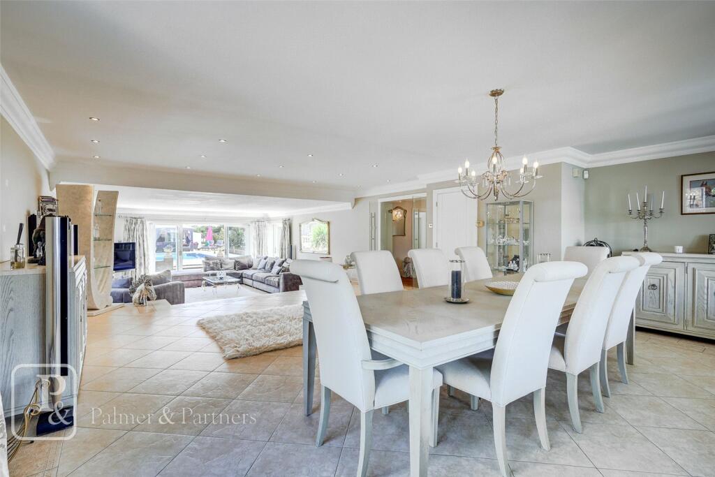 Additional property image - Dumont Avenue, St. Osyth, Clacton-on-Sea, Essex, CO16