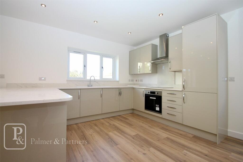 Additional property image - High Beech, Turpins Lane, Kirby Cross, Essex, CO13