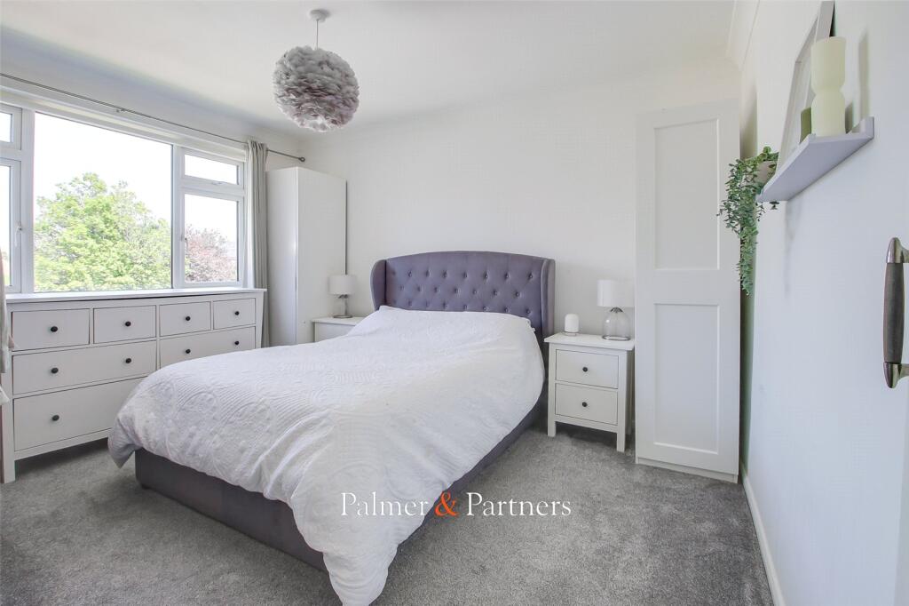 Additional property image - Salisbury Road, Holland-on-Sea, Clacton-on-Sea, Essex, CO15