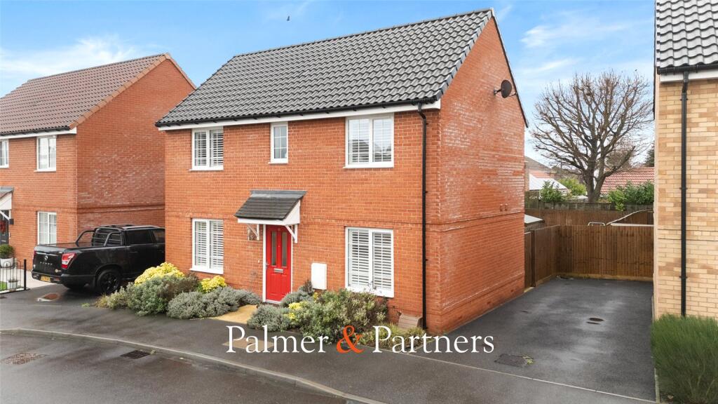 Main image of property: Woodpecker Way, Kirby Cross, Frinton-on-Sea, Essex, CO13