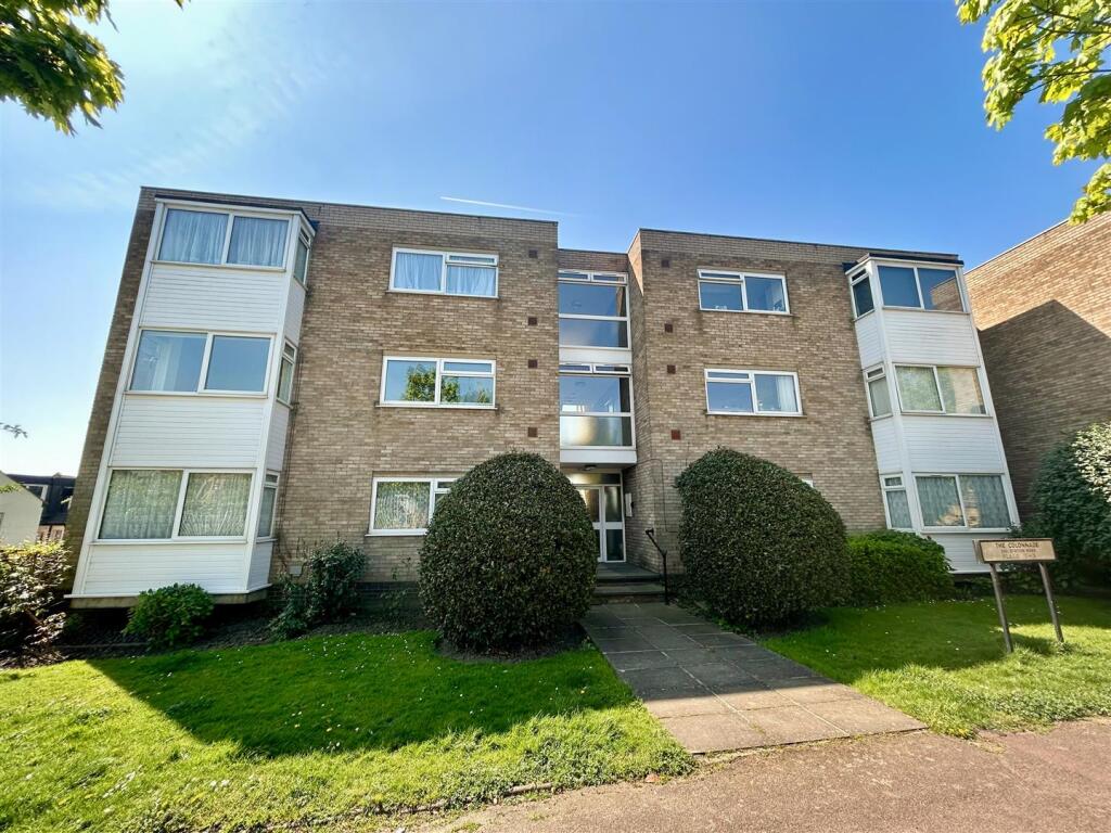Main image of property: Station Road, Westcliff-On-Sea