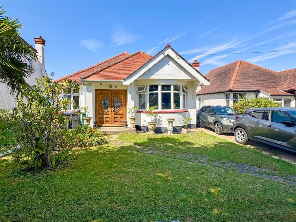 Main image of property: Somerset Avenue, Westcliff-On-Sea