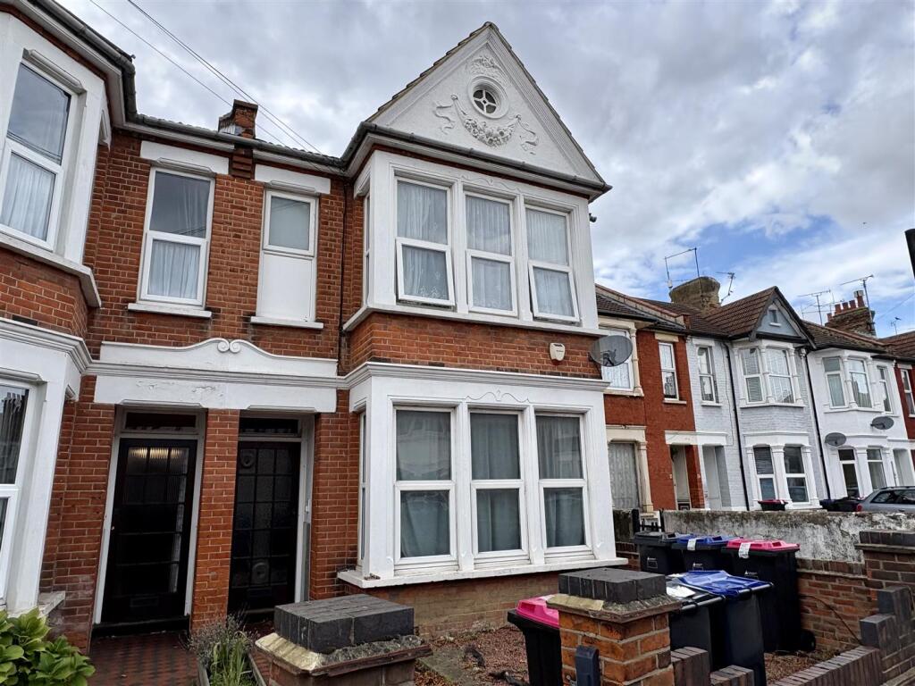 Main image of property: Bournemouth Park Road, Southend-On-Sea