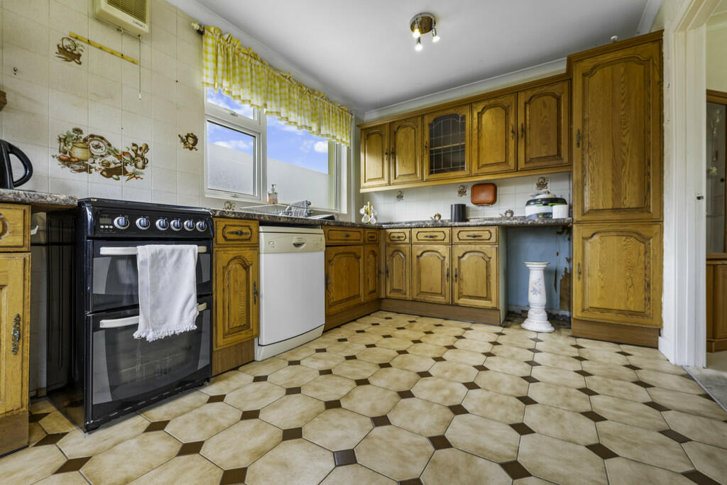 Additional property image - Brynau Road, Taffs Well, Cardiff