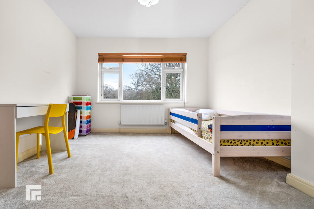 Additional property image - King George V Drive West, Heath, Cardiff