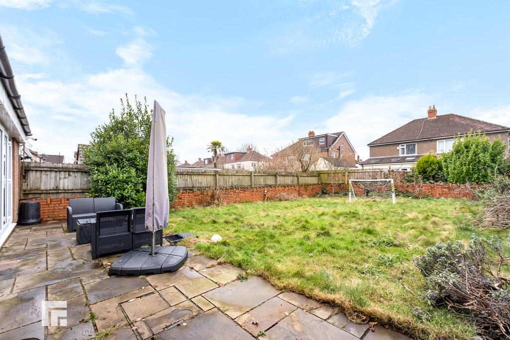 Additional property image - King George V Drive West, Heath, Cardiff