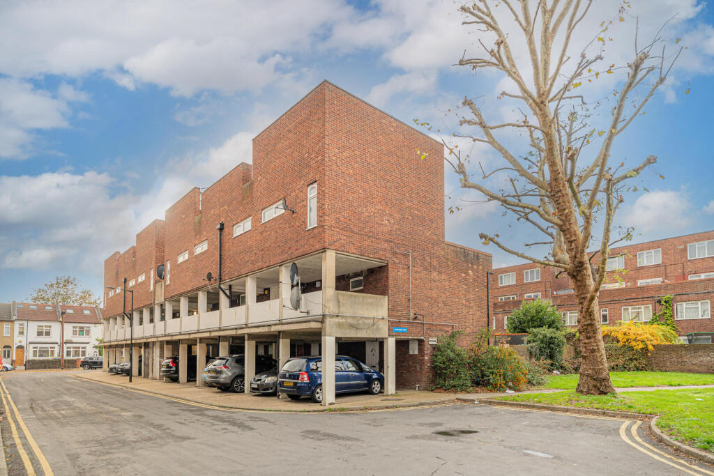 Main image of property: Bradwell Mews, London