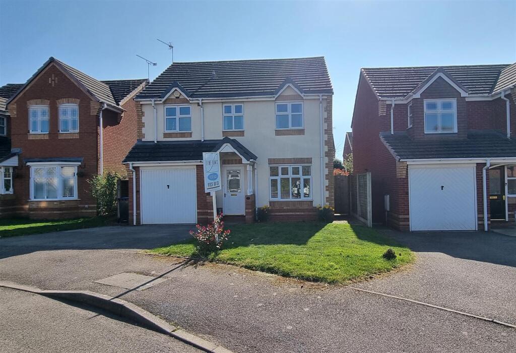 Main image of property: Cranmer Grove, Warwick Gates, Warwick