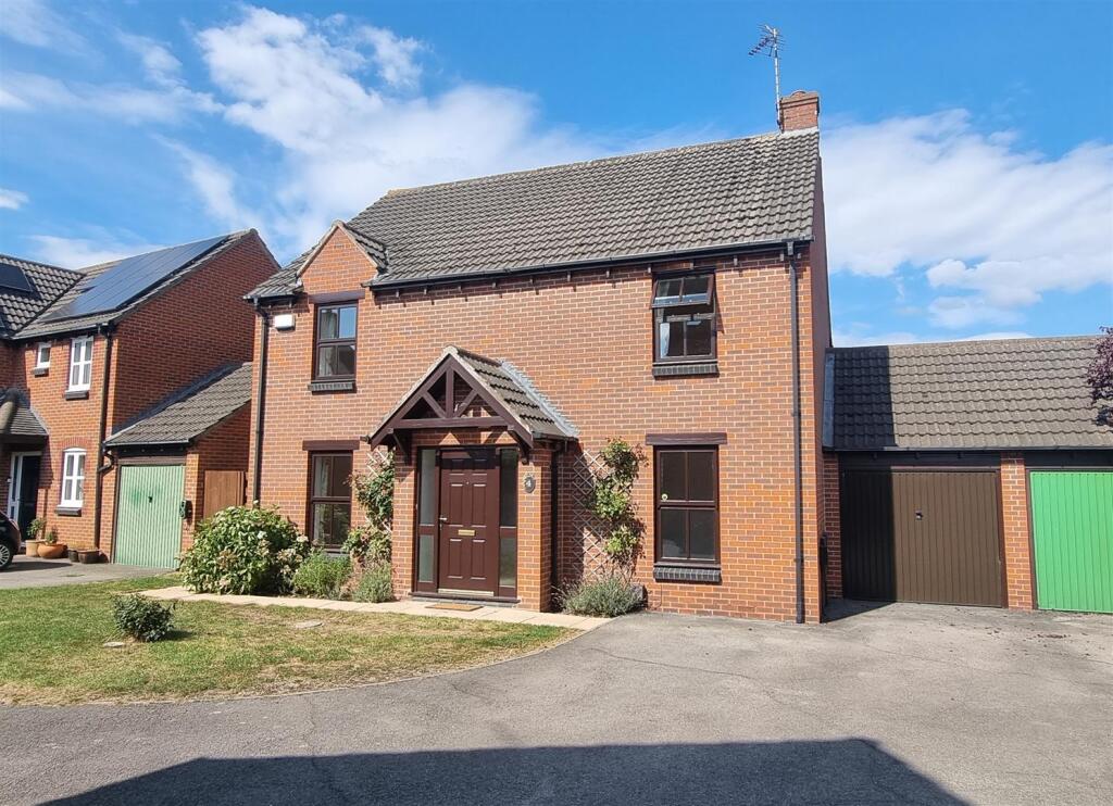 Main image of property: Trinculo Grove, Heathcote, Warwick