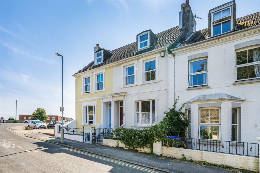 3 bedroom house for sale in East Street, Seaford, BN25