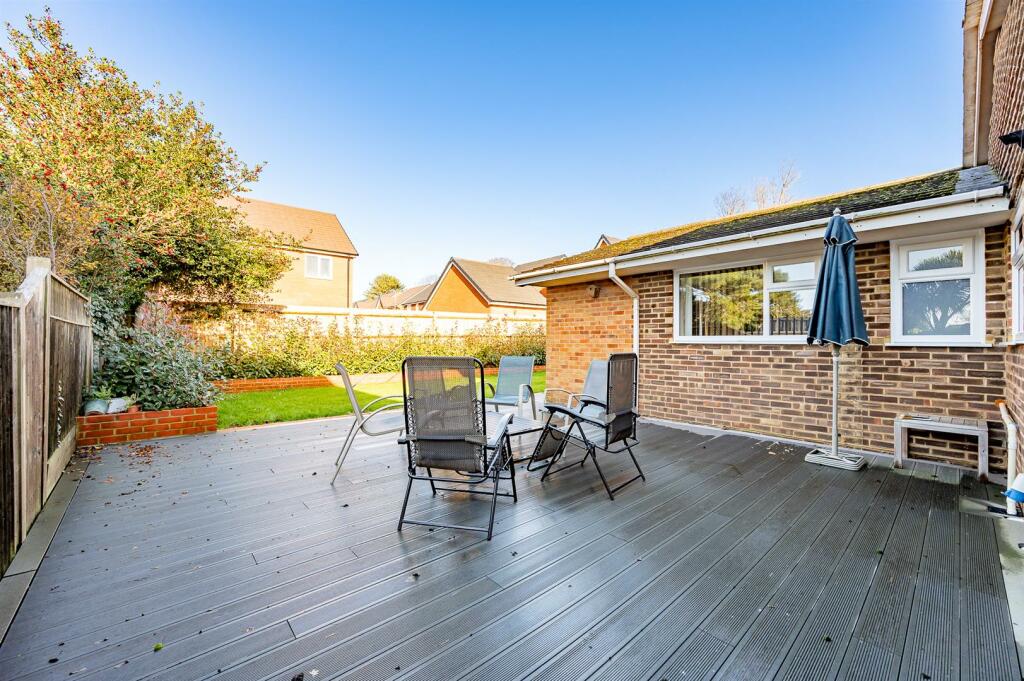 Additional property image - Stoke Manor Close, Seaford
