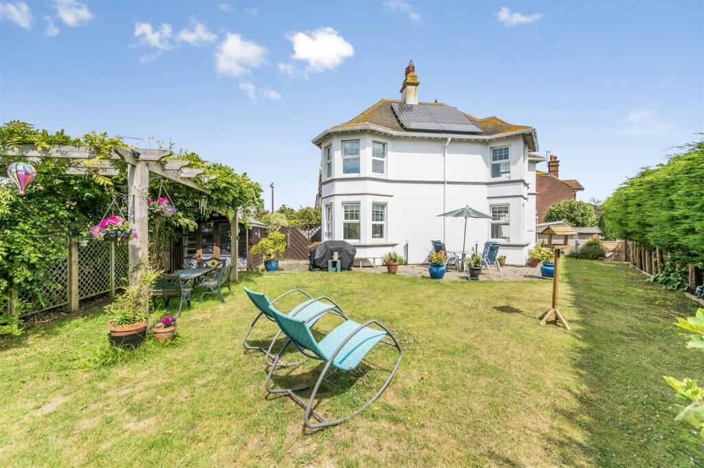 3 bedroom house for sale in Hindover Road, Seaford, BN25