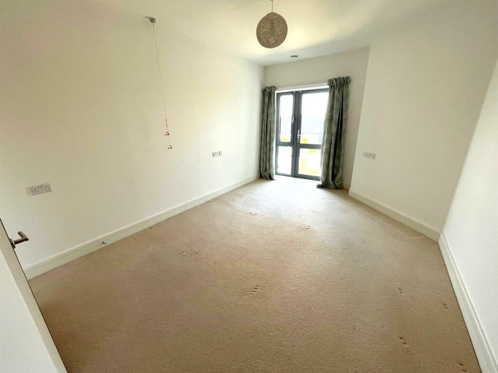 Additional property image - Dane Road, Seaford